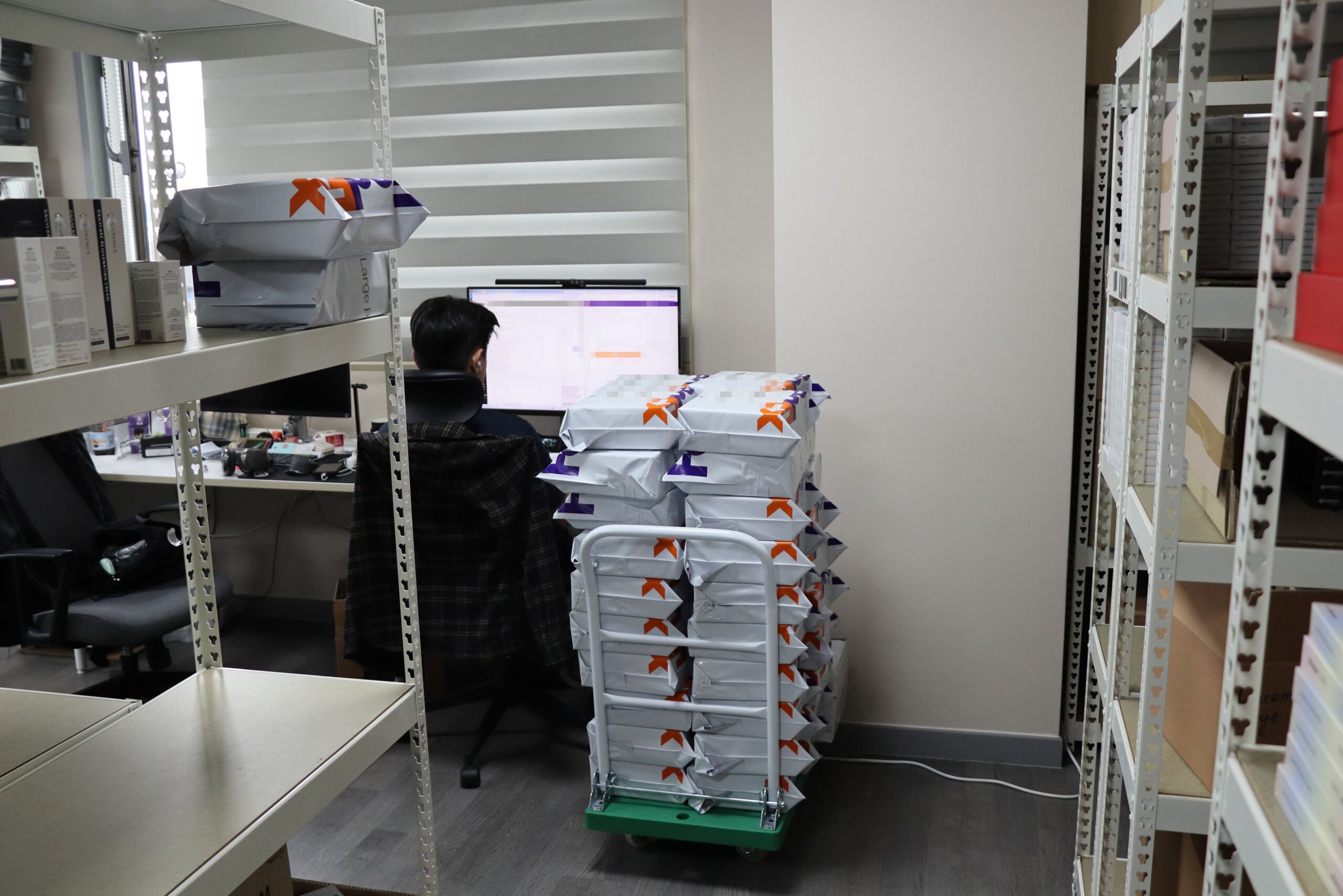 Відрядження до Кореї