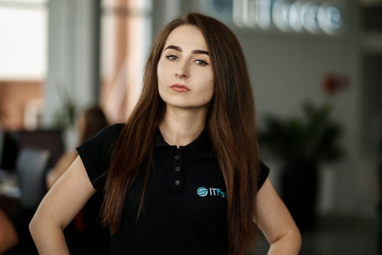 Яна Яворская